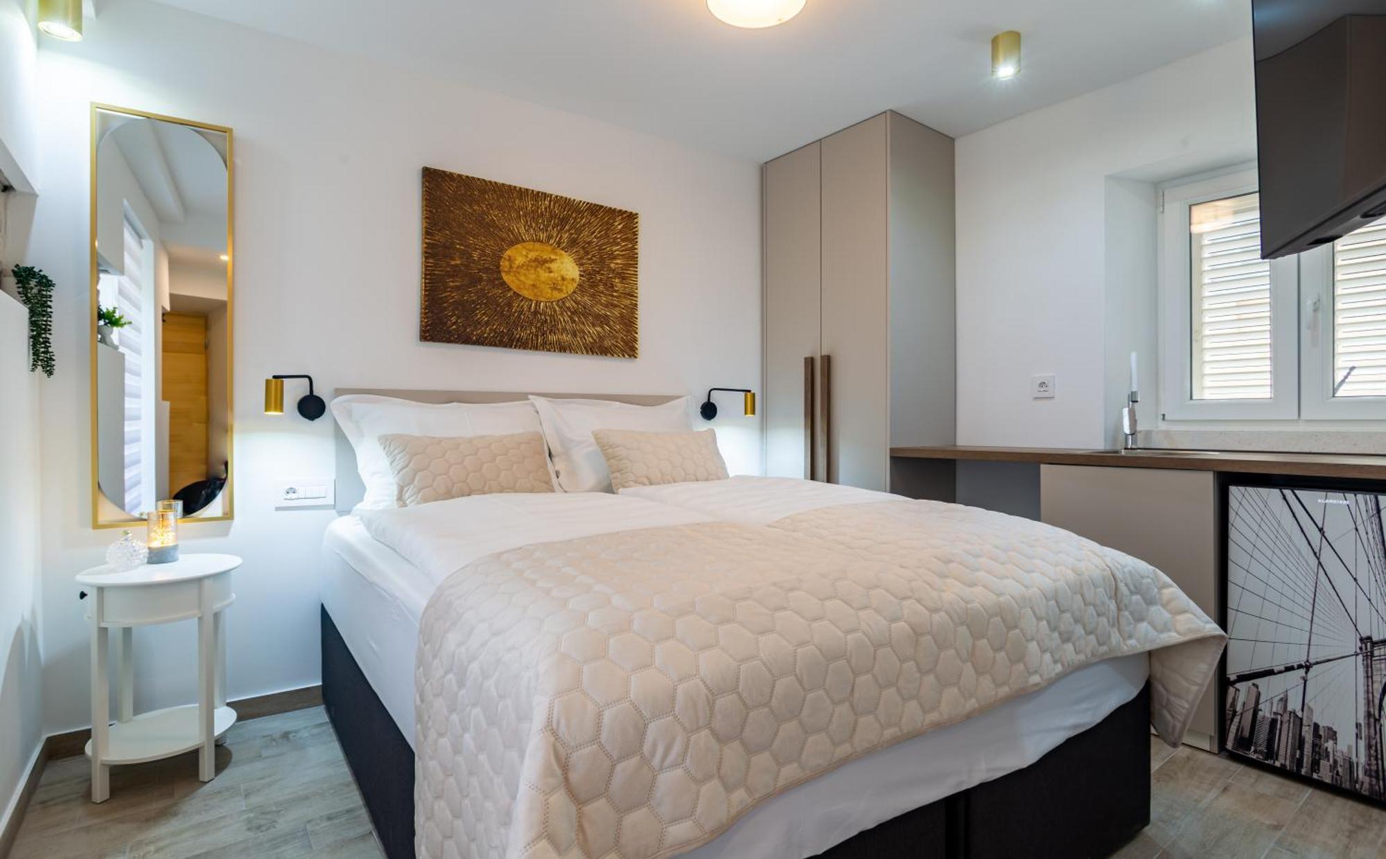 Luxury Lifestyle Rooms Сплит Экстерьер фото