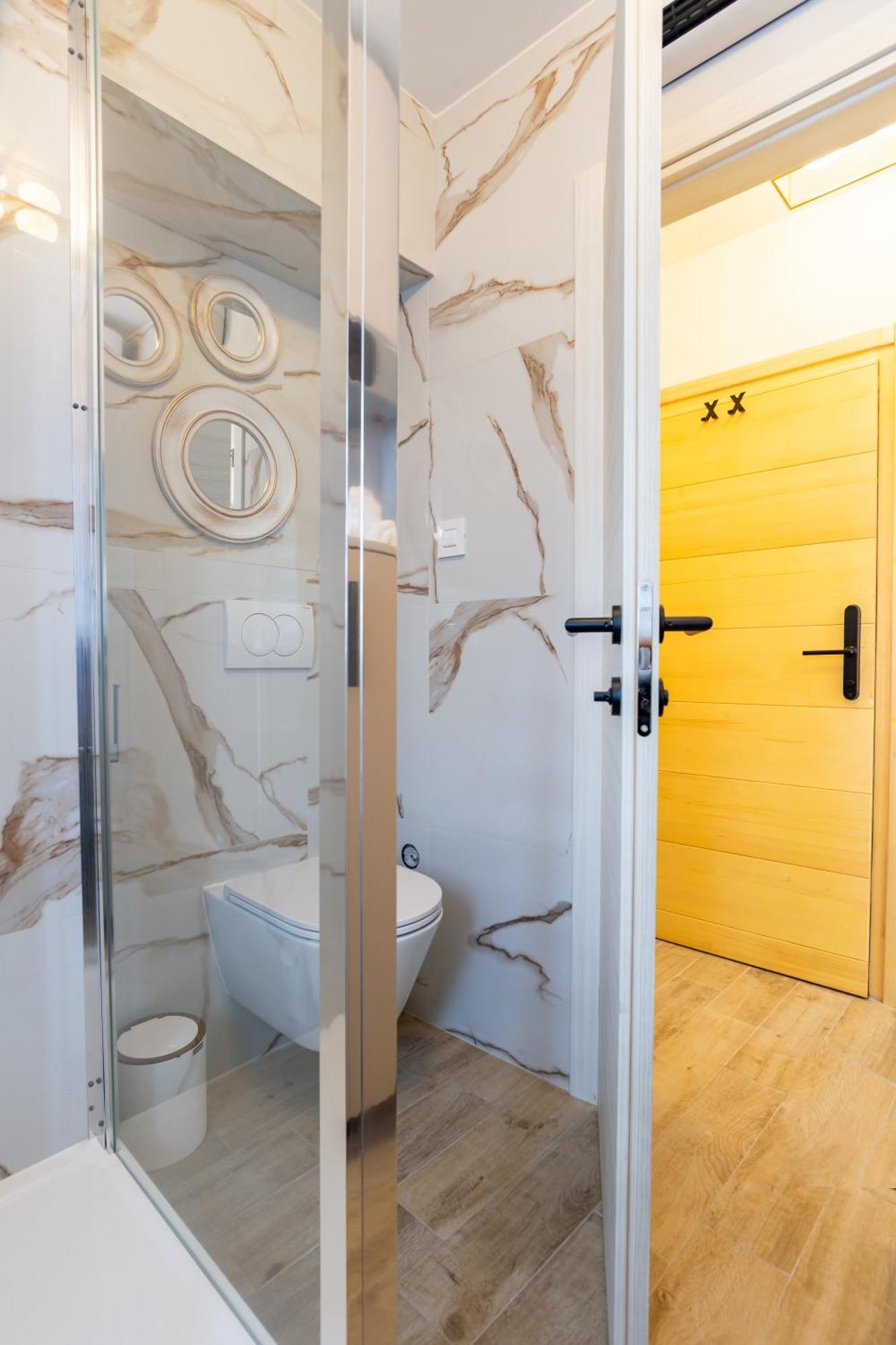Luxury Lifestyle Rooms Сплит Экстерьер фото